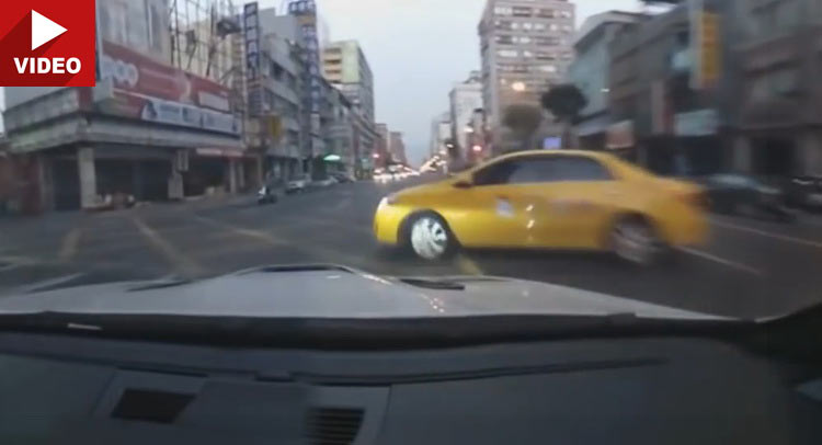 BMW M3 Speedster Trying To Impress Girl Meets Negligent Taxi Driver