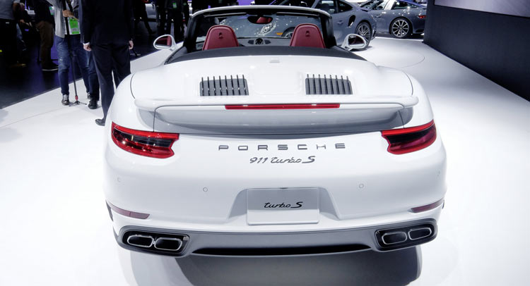  Porsche Smashes Sales Record By Delivering Over 225,000 Cars In 2015