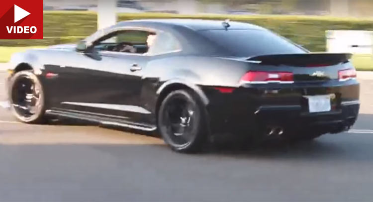 Camaro Z/28 Almost Crashes After Leaving Californian Cars & Coffee
