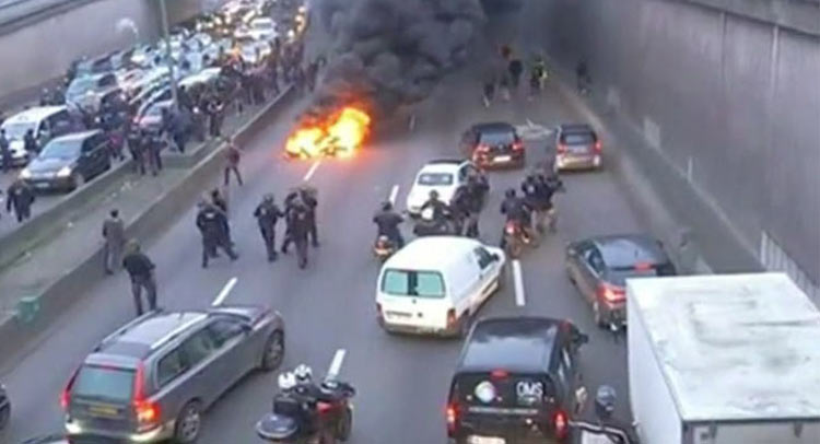  Paris Taxi Drivers Block Major Road In Fiery Anti-Uber Protest