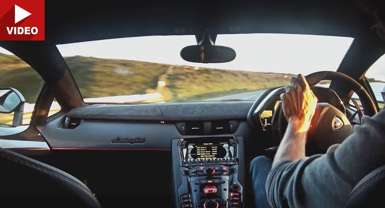  Flat-Out In A Lambo Aventador SV On The Isle Of Man