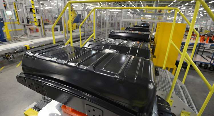  Nissan Invests In Sunderland Plant For Battery Production