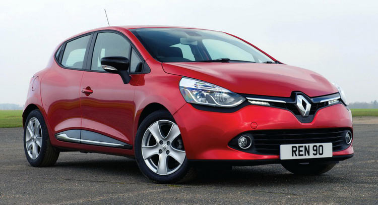  Renault UK Sales Outpace Local Car Market In 2015