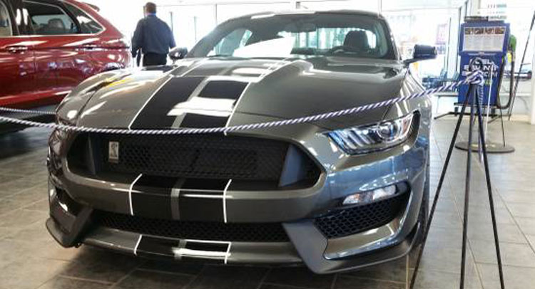  Care For A New 2016 Shelby GT350? It’s For Sale On Craigslist