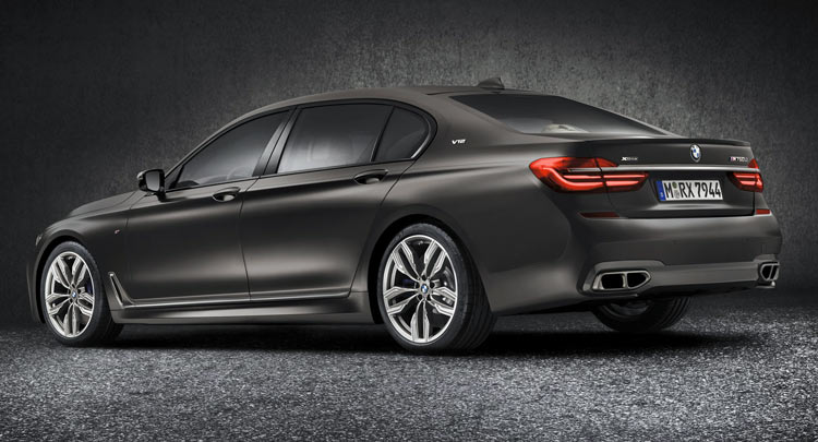  New BMW M760Li xDrive Gets Massive 6.6-Liter V12 Turbo With 600 Horses