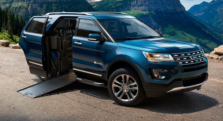  Ford Explorer BraunAbility MXV Is World’s First Wheelchair Accessible SUV