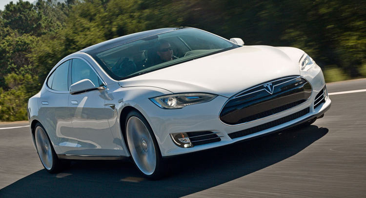 Tesla Drops 85kWh Battery Option For Model S