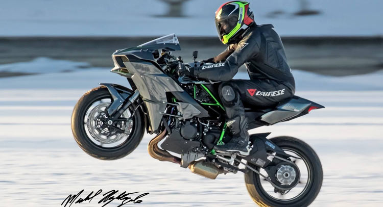 Rider Wants To Set Guinnes World Record For Longest Wheelie – On Ice…