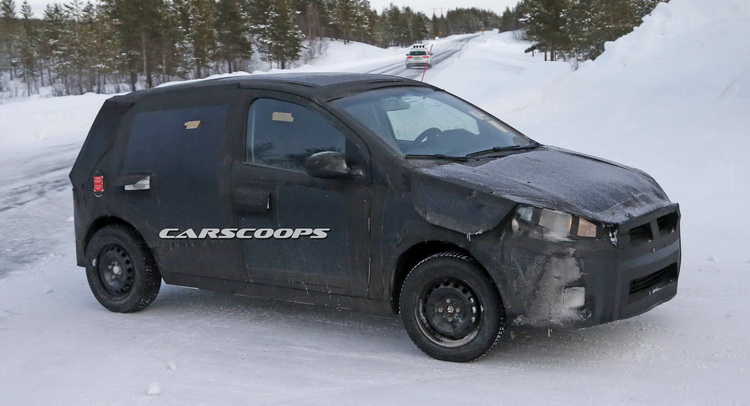  Fiat Caught Testing Long-Overdue Punto Replacement