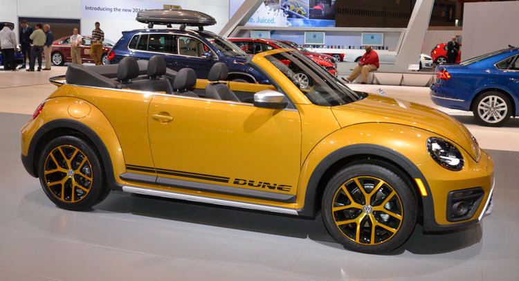  VW Brings Two Beetles To Chicago Auto Show