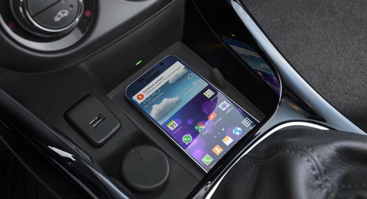  Opel Adam Gains Fully-Integrated Wireless Phone Charger