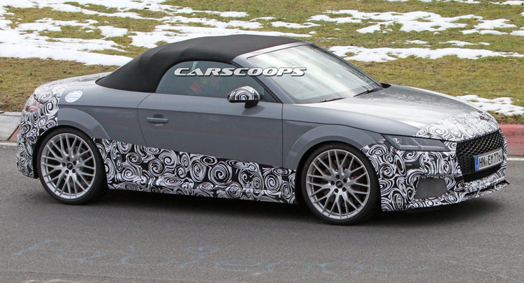  New Five-Pot 2017 Audi TT RS Spied In Roadster Trim