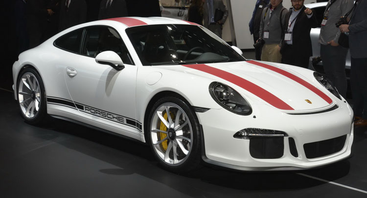  Porsche Delights Its US Purists With The 911 R