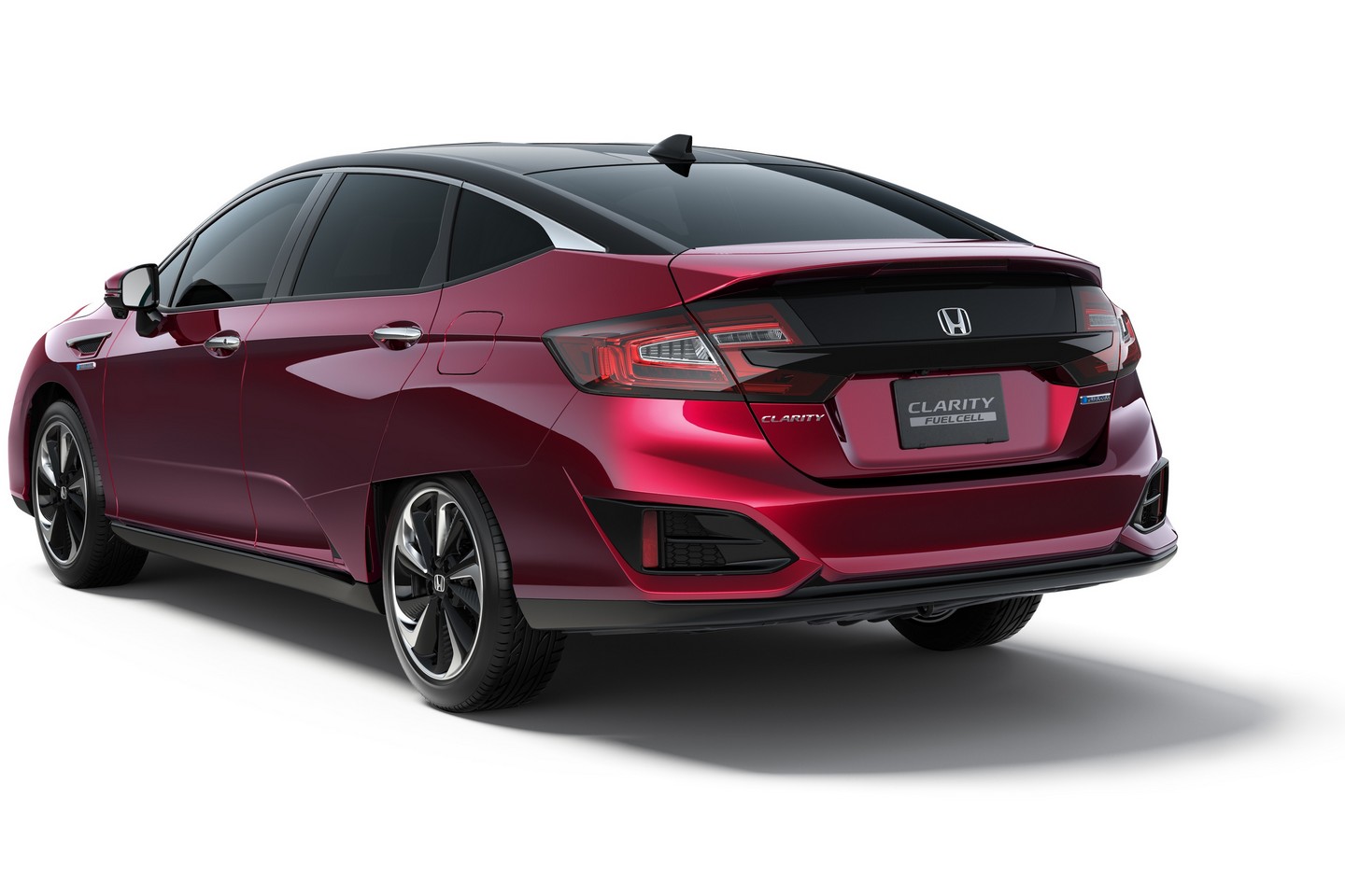 Honda Clarity Fcv Goes On Sale In Japan Europe And U S To Follow This Year Carscoops