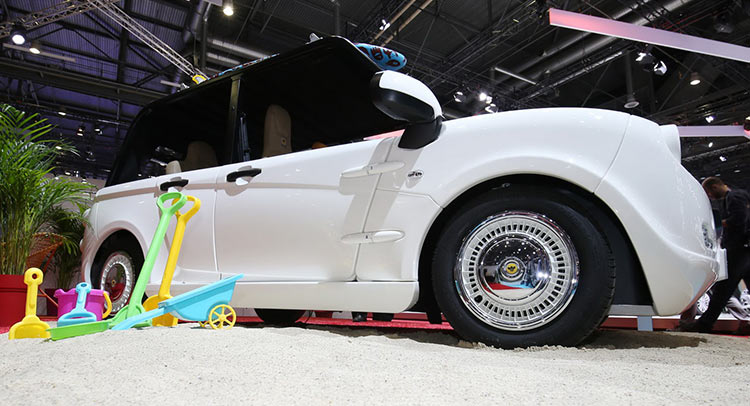  Bee-Bee XS Is Geneva’s Most Cheerful Car [w/Video]