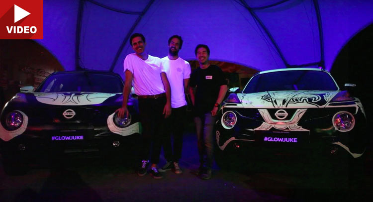  Glow-In-The-Dark Nissan Jukes Used As Canvas By Two Graffiti Artists