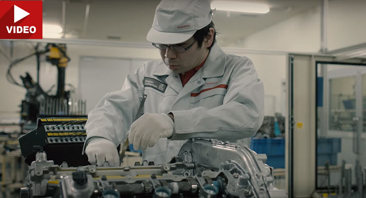  Nissan Still Hand-Builds Every Single GT-R Engine