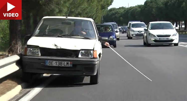  Remi Gaillard’s Blind Motorist Prank Gives Drivers A Major Fright