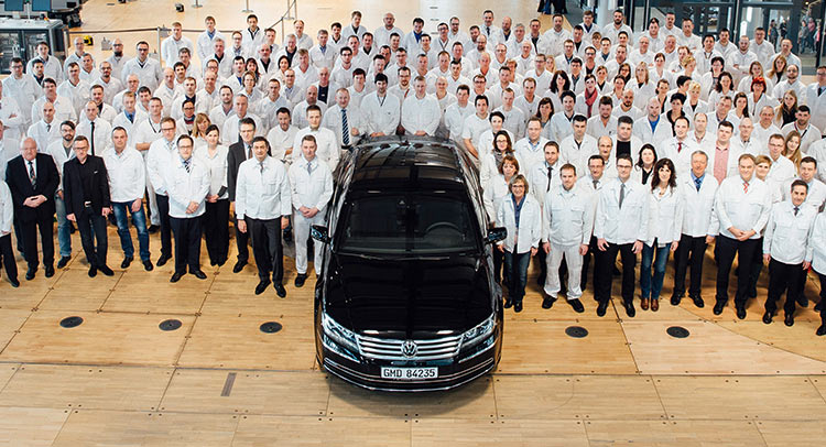  VW To Realign Its Transparent Factory After Ceasing Phaeton Production