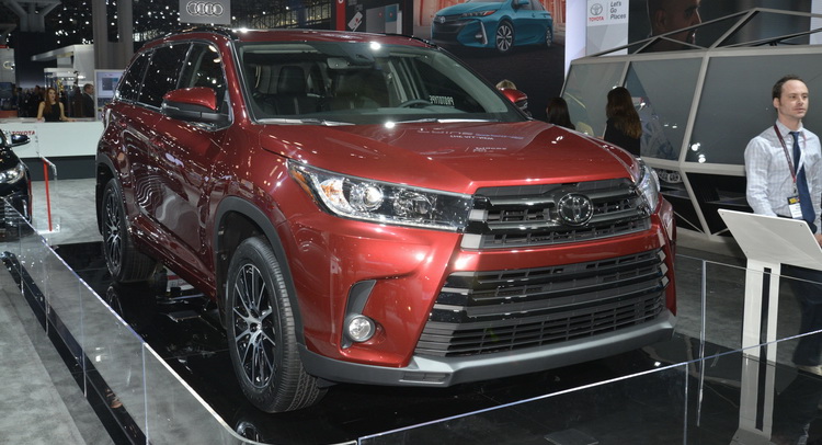  Toyota Slaps A New Face On 2017 Highlander, Gives It More Grunt Too