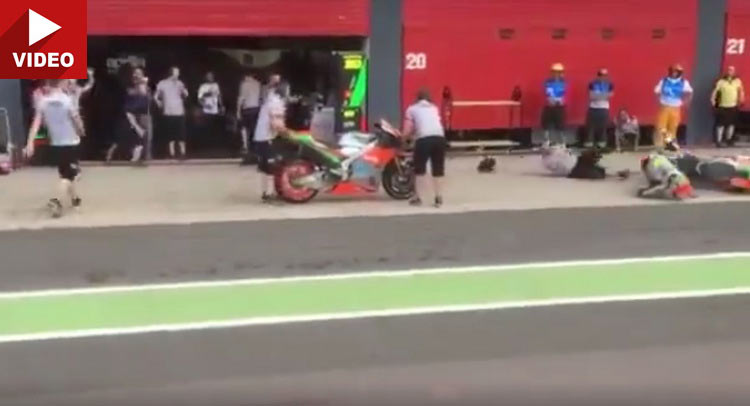  Aprilia Rider Hits Crew Member During Pit-Lane Bike Swap