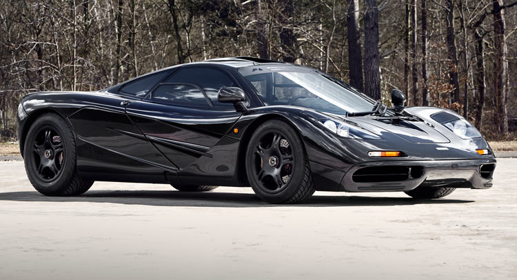  McLaren Is Selling An F1 In Near New Condition [19 Pics]