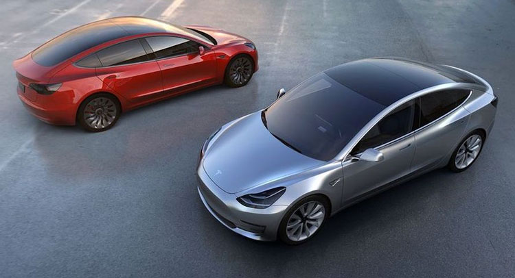  Almost 400,000 People Have Reserved A Tesla Model 3