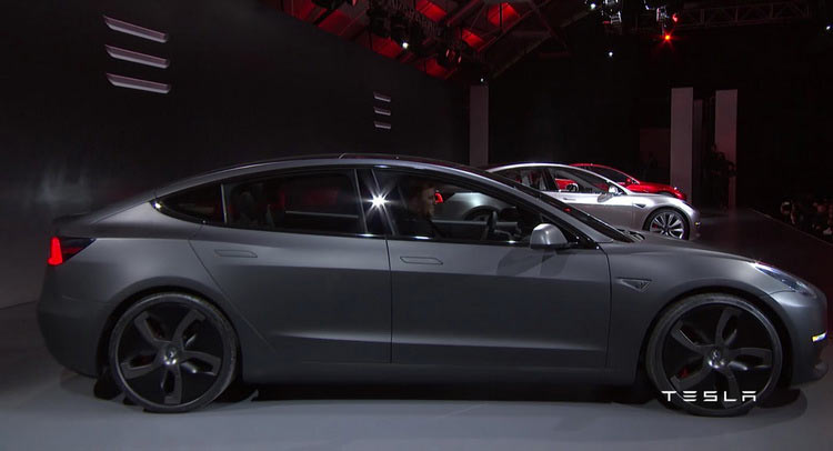  Tesla Model 3 Will Be RWD, AWD A $5k Option, Gets “Spaceship” Steering… “System”?