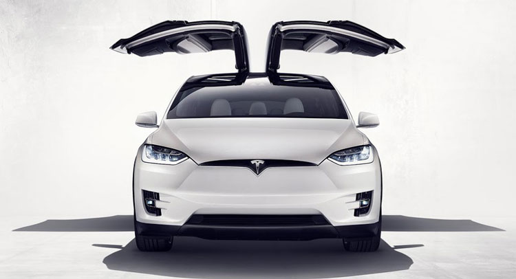  Tesla Announces First Recall For Model X