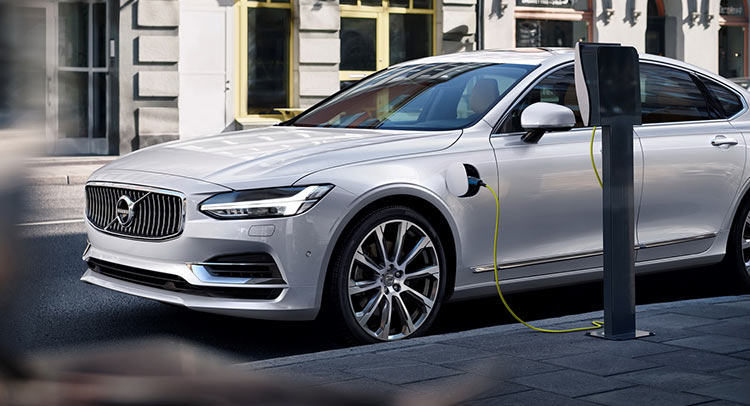 Volvo Plans EV For 2019, Aims To Sell 1 Million Electrified Cars By 2025