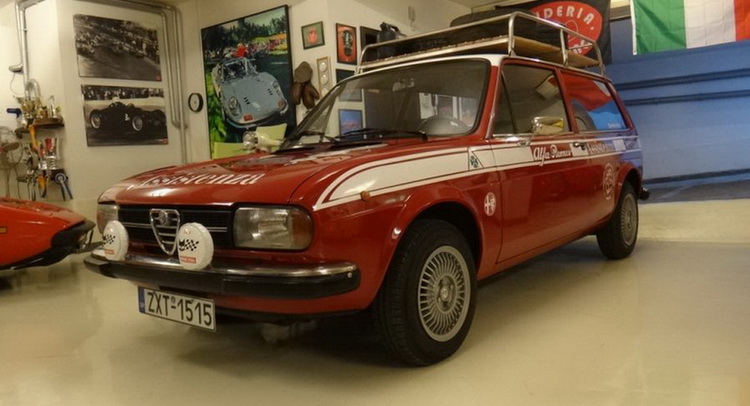  Get Yourself This Funky And Rare Alfasud Giardinetta Now