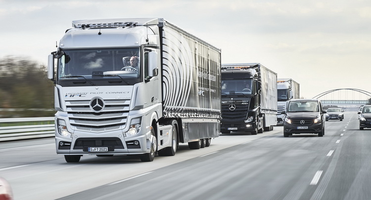  Mercedes Tests Connected Convoy Of Autonomous Trucks