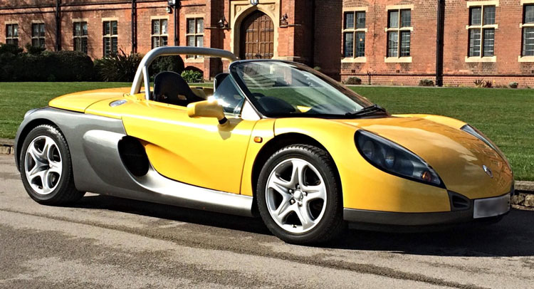 Renault Sport Spider Is The Perfect Head-Turning Weekend Car
