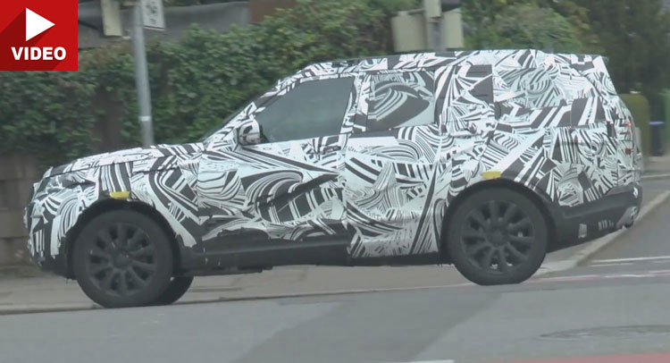  2017 Land Rover Discovery Prototype Can’t Hide Its Stylish Looks