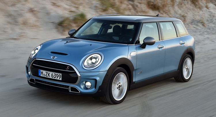  MINI Clubman ALL4 Takes A Trip To The Beach [101 Images]
