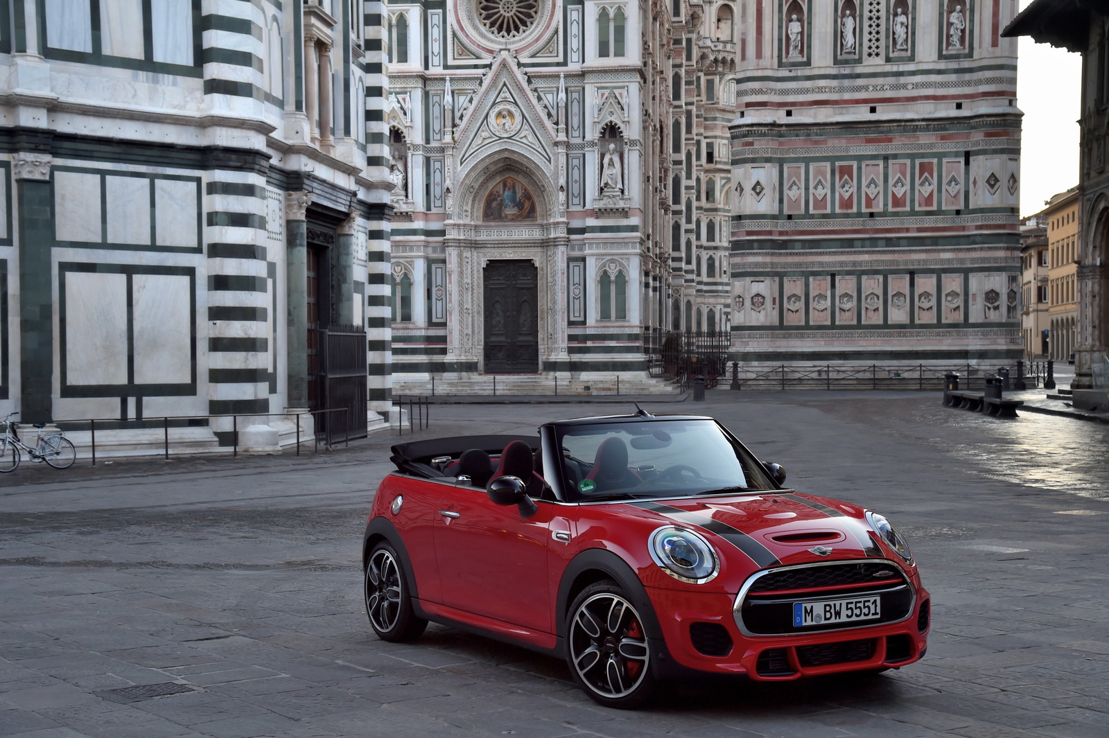 Check Out MINI’s New JCW Convertible In 92 Fresh Images | Carscoops