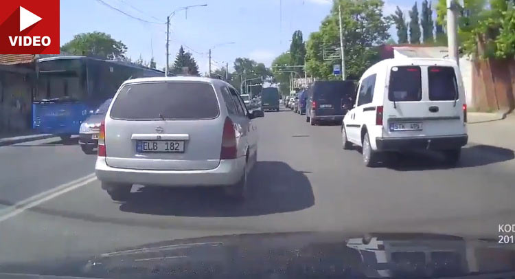  Moldavian Road Rage Episode With Karmic Collision