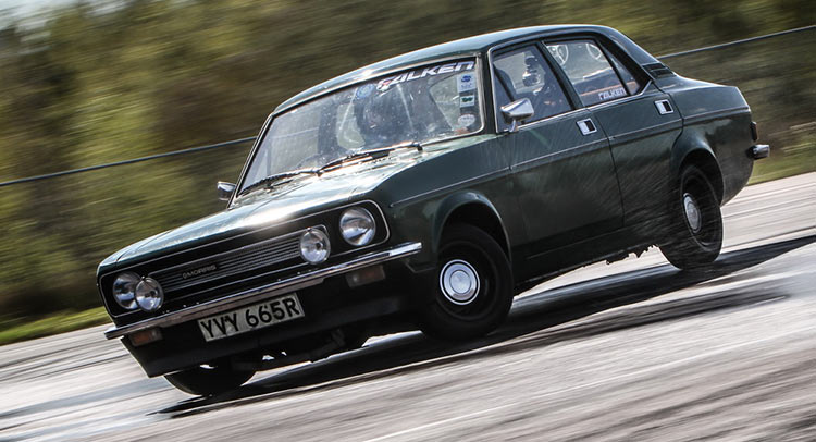  Mutant Marina ‘Myrtle’ Is A Teenager’s Vision