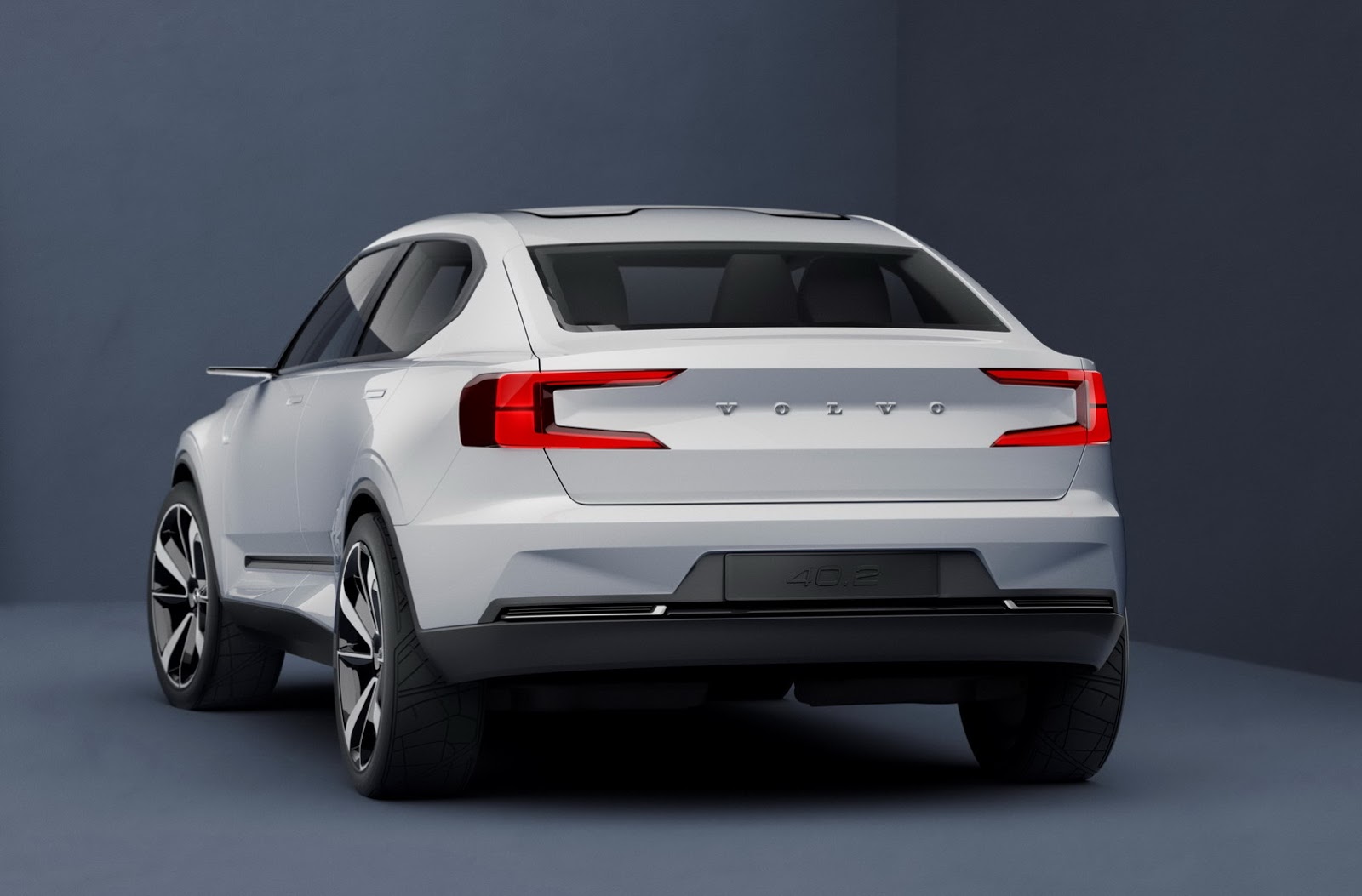 17 Volvo Xc40 S40 Previewed With New Concepts With Promise Of Pure Ev Carscoops