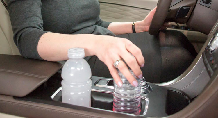  Cup Size Matters! Customers Inspire New Ford Fusion’s Cupholder Design [w/Video]