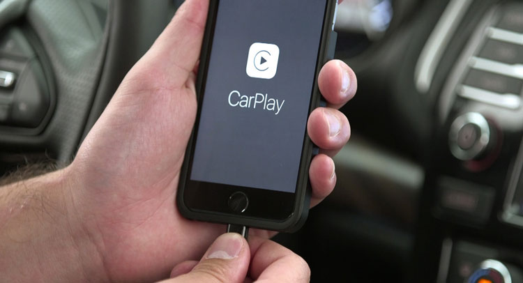  2017 Nissan Maxima Adds Standard Apple CarPlay, Starts At $32,560