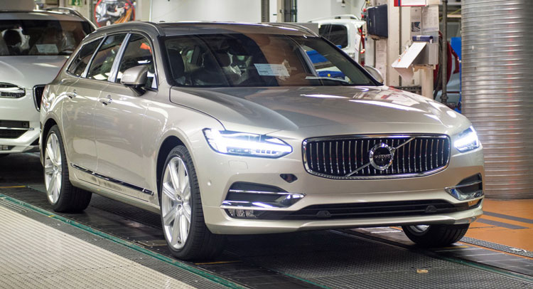  First Volvo V90 Rolls Off The Assembly Line