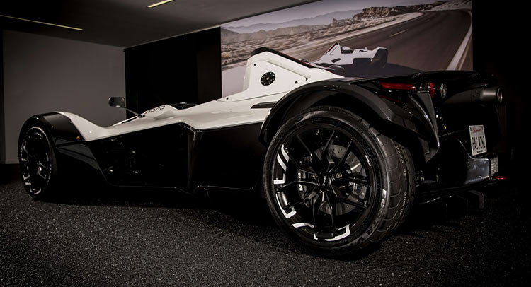  BAC Mono Now Comes With Carbon Composite Wheels; Run!