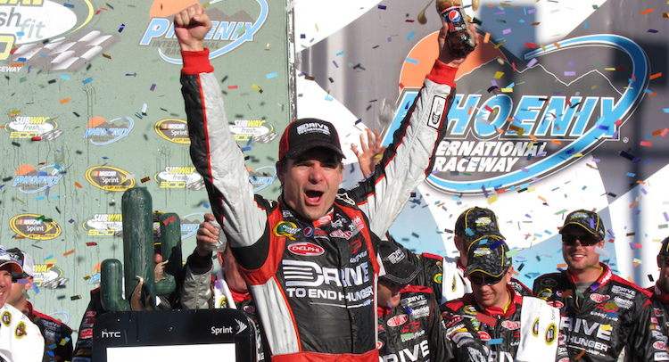 Jeff Gordon’s Next Job Might Be Hosting A Talk Show