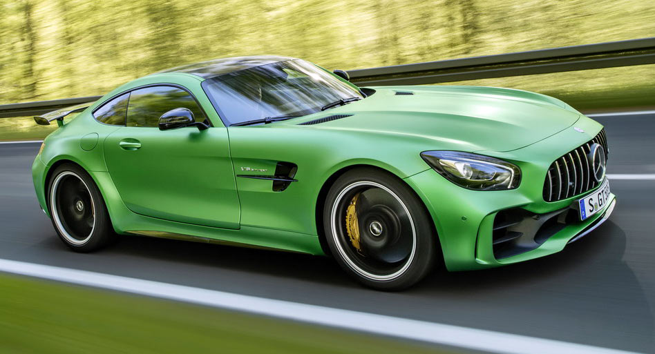  Mercedes-AMG’s New Beastly GT R With 585PS [44 Pics & Video]