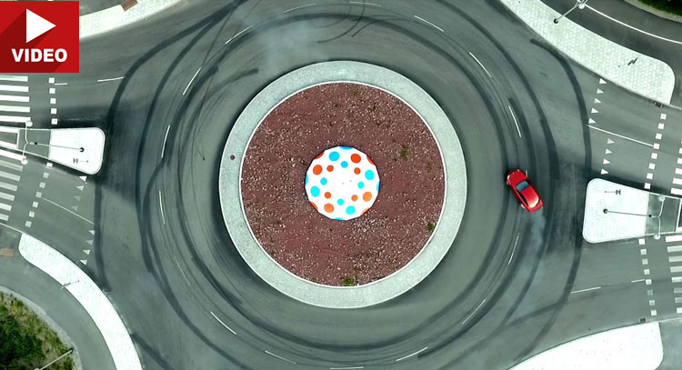 Drifting BMW 1M Coupe Will Make You Sigh