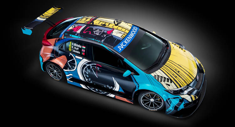 FIA WTCC Racers Sport Art-Car Liveries At Goodwood