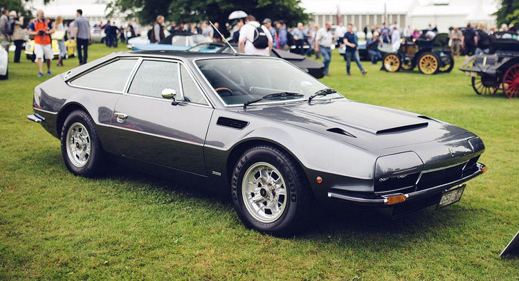 Classic Lambo Jarama GT Poses On Goodwood Lawn