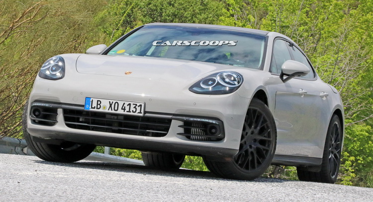 Silly Light Stickers Can’t Hide New 2017 Porsche Panamera
