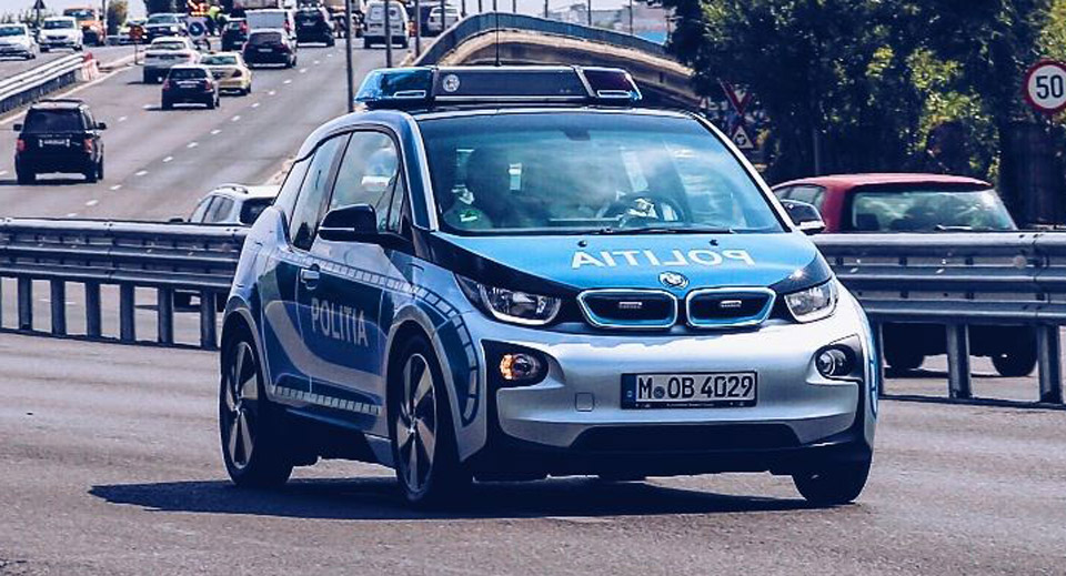  Romanian Police Picks Up A BMW i3, Tells Tourists It’s A… Pokemon